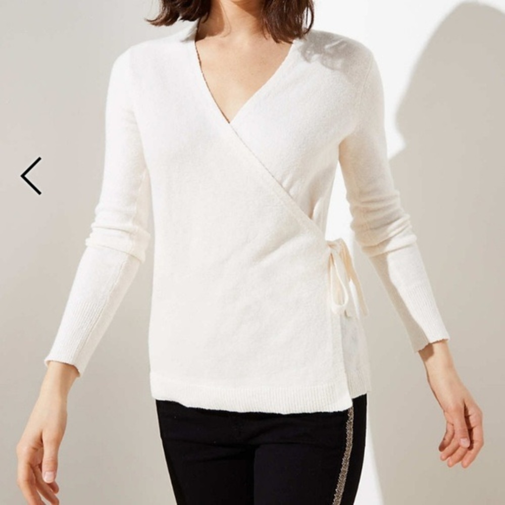 LOFT white bow-tie wrap around sweater size XS